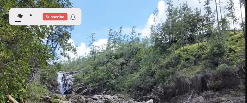Big Rock Falls · video still by Walter on Tour