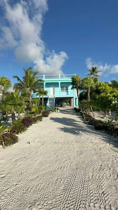 Casa Punta Azul Norte — 2-Bedroom Ambergris Caye Home - thumbnail 3