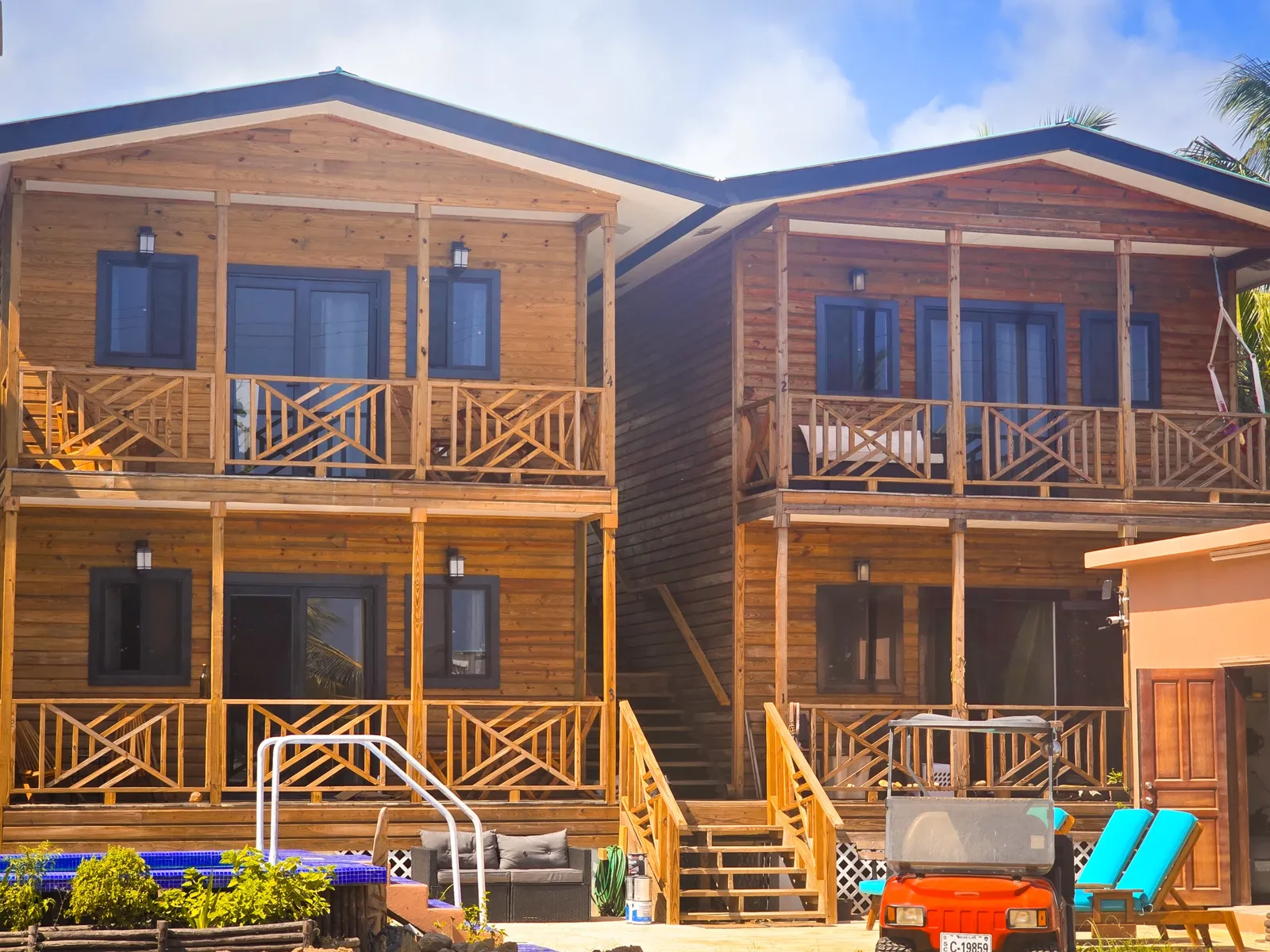 Coastal Opportunity: Studio Condo Hopkins