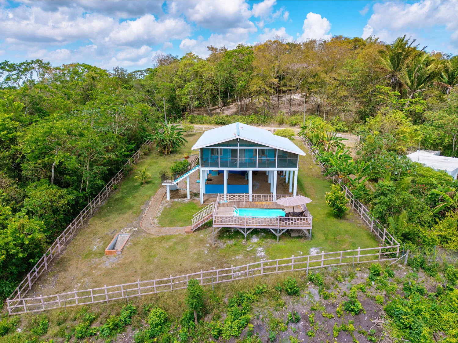 Luna Vista Belize Home for sale