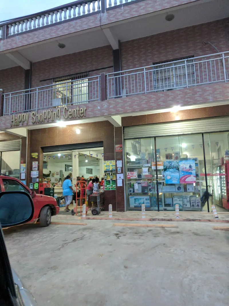 Happy Shopping Center Hopkins