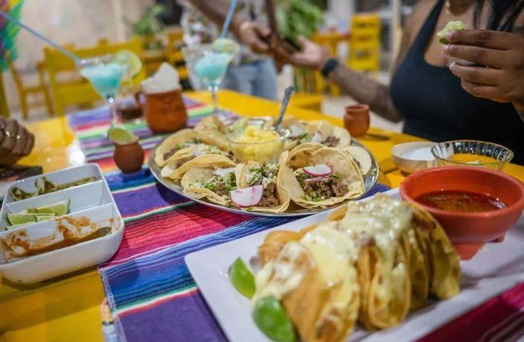 Tacos Don Carlos Belize City photo 3
