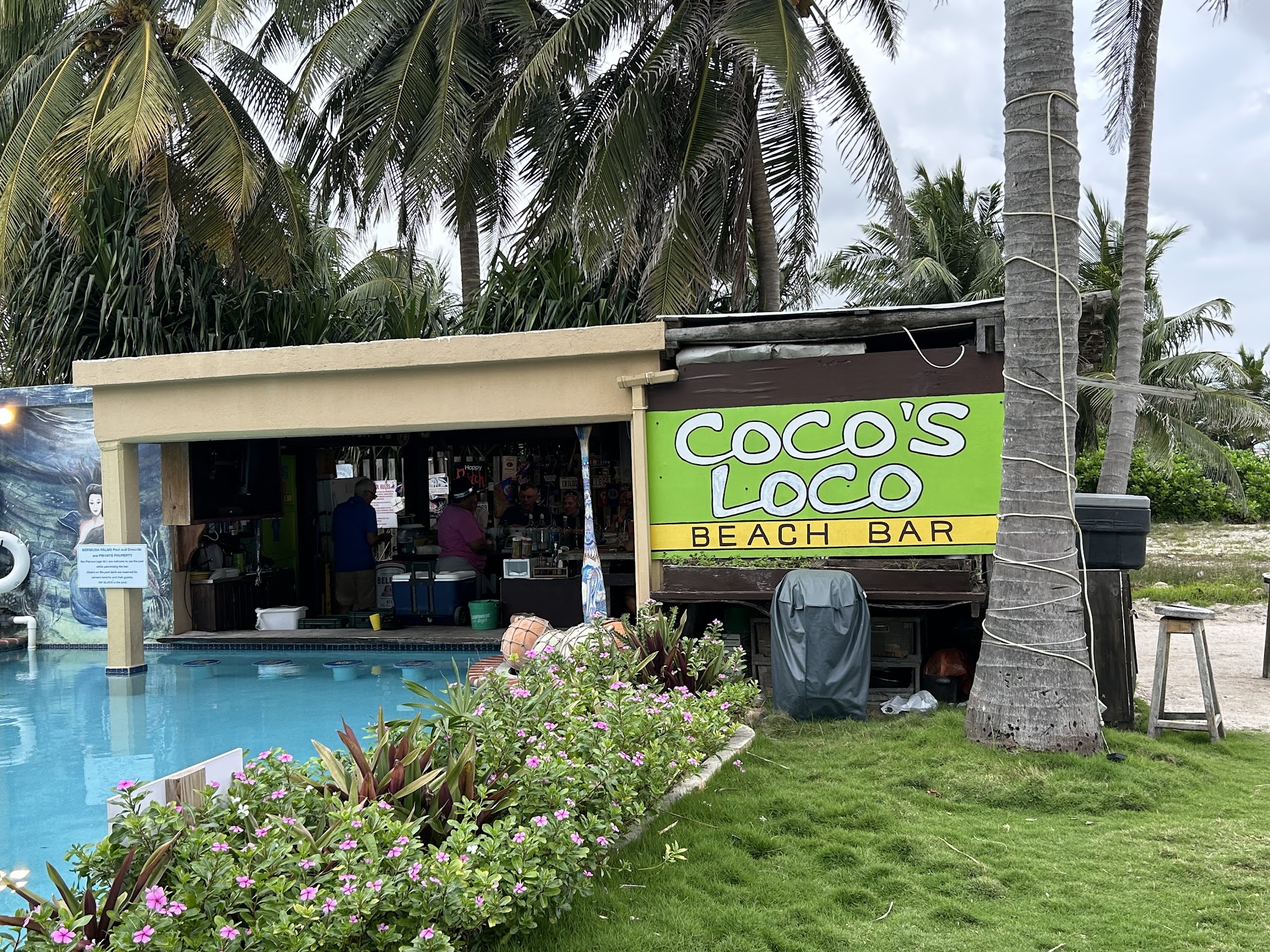 Coco's Loco Beach Bar