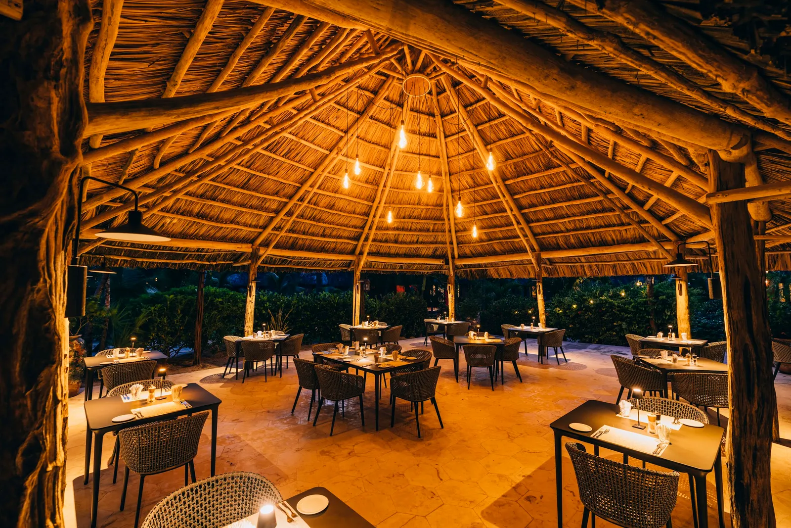 Mambo Restaurant and Bistro Belize
