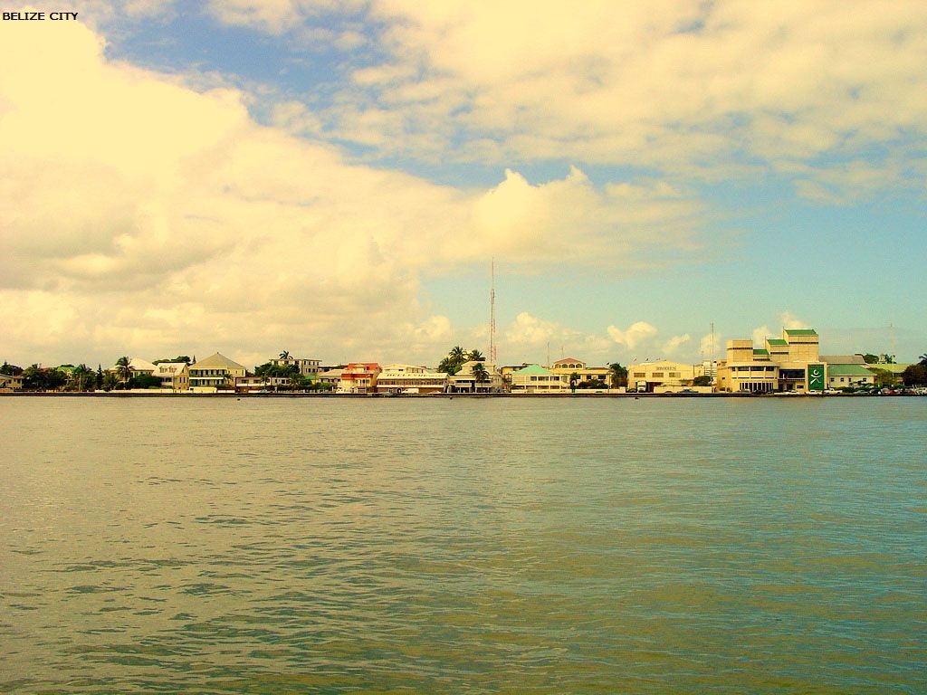 Belizean Beach photo 3
