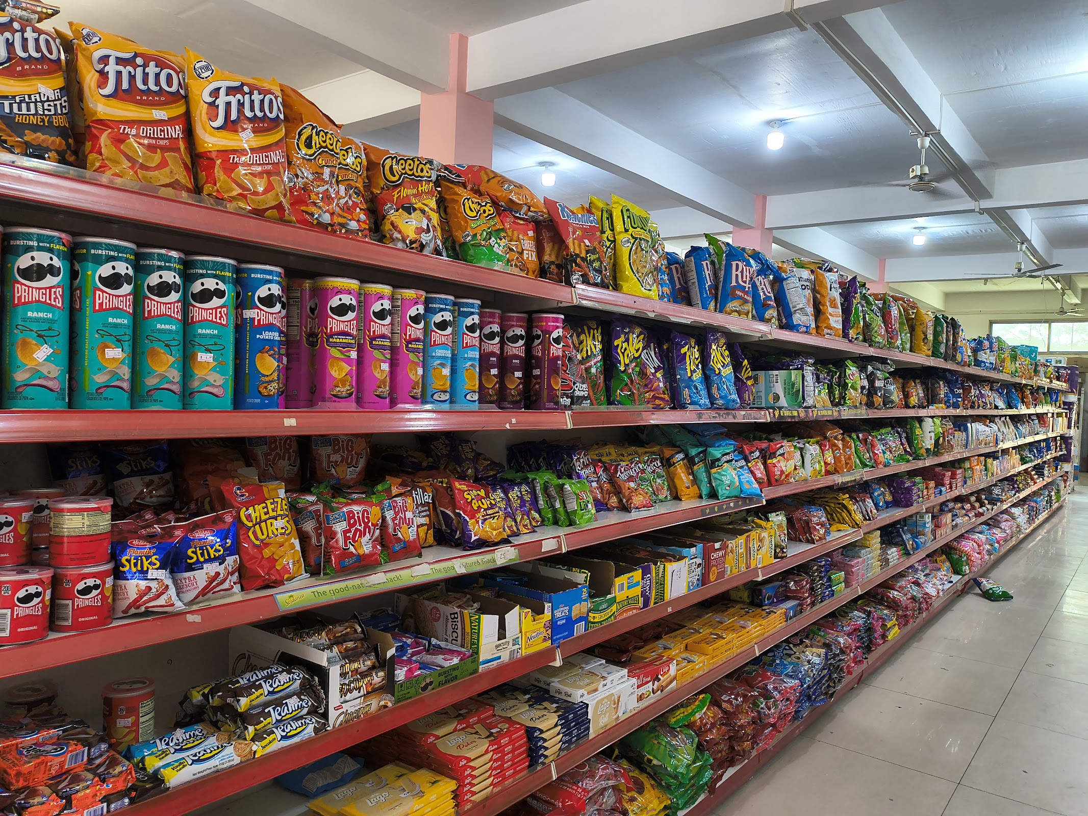 Helen Supermarket photo 3