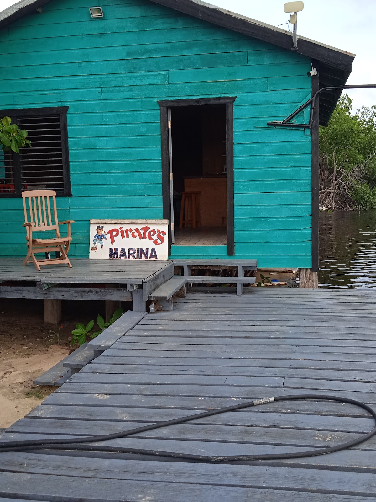 Pirates marina gas station photo 2