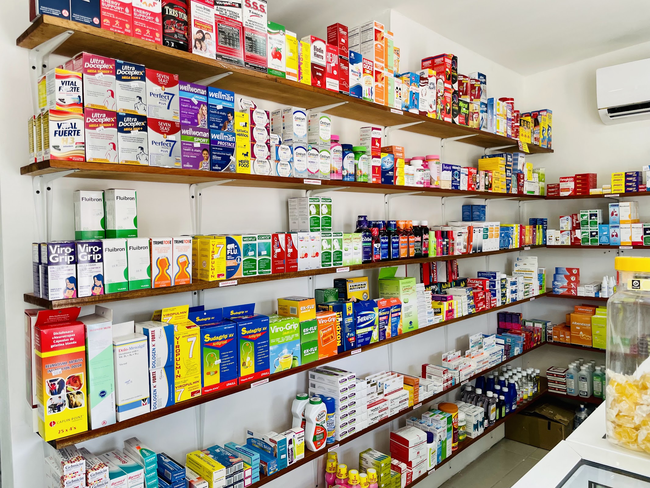 Vita-Aid Pharmacy photo 2