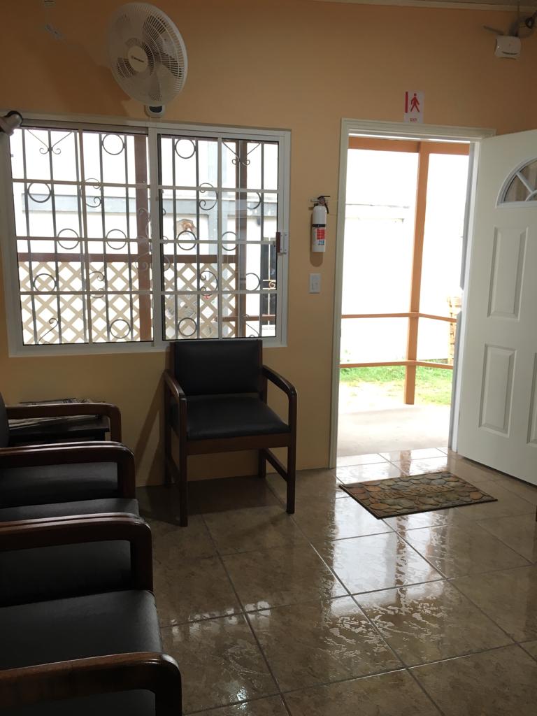 Dr. Yacab Medical Clinic Ltd (Dr. Danny R. Yacab/Dra. Maria Beni Yacab) photo 4