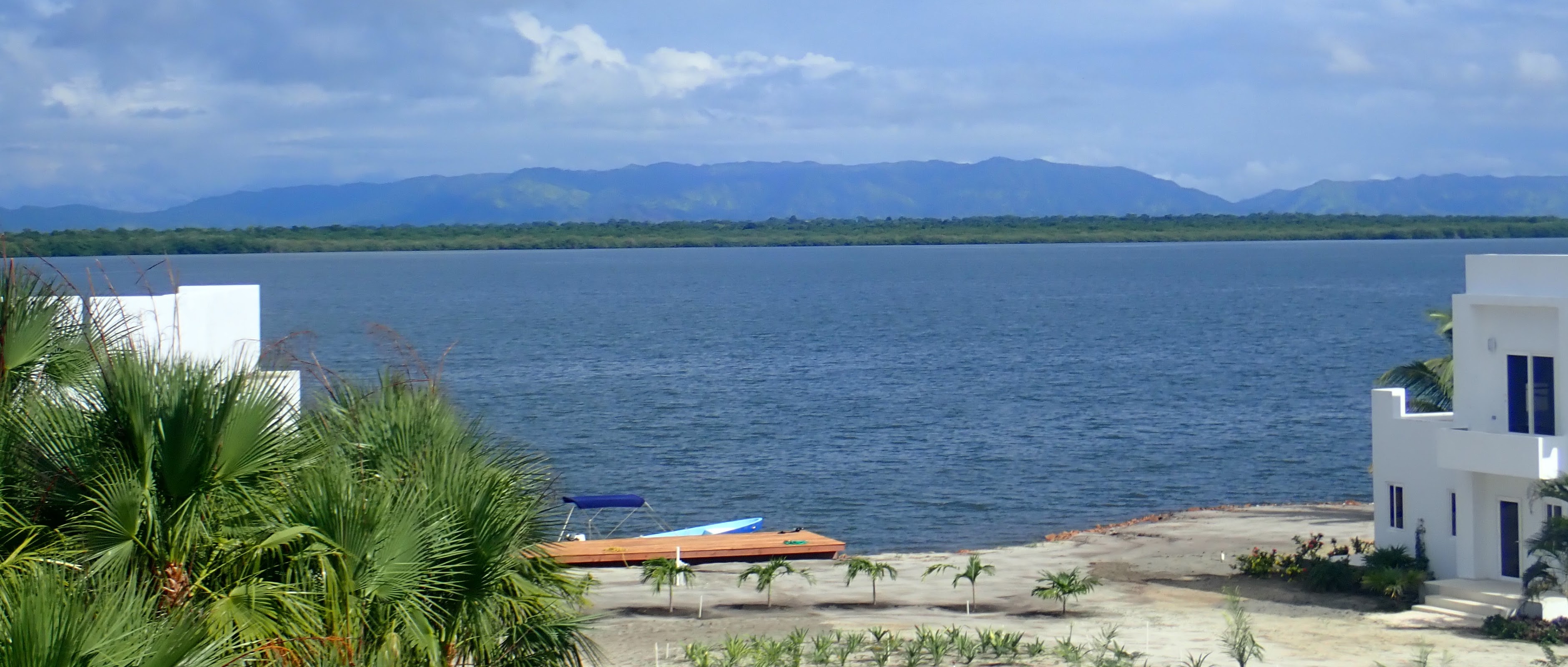 Bay's Edge photo 3