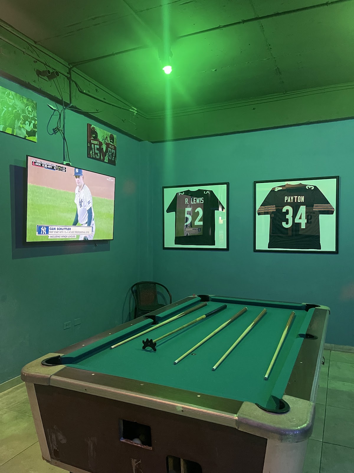 The End Zone Sports Bar & Lounge photo 3