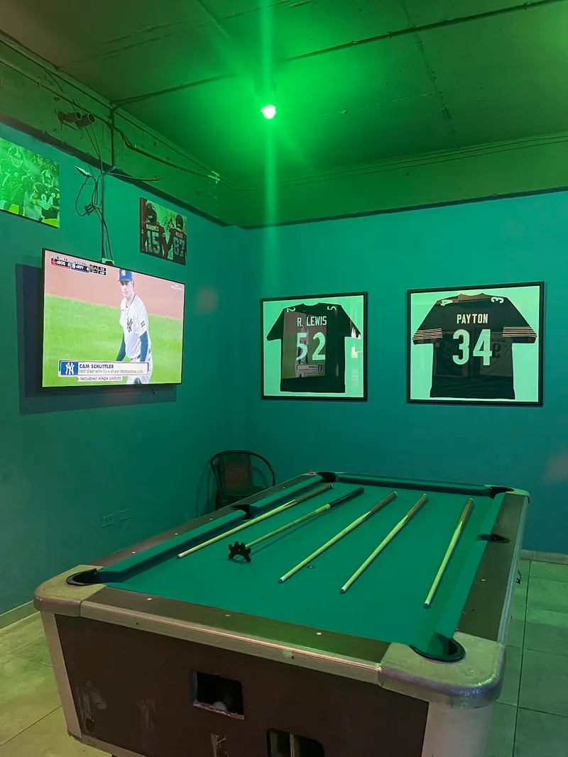 The End Zone Sports Bar & Lounge photo 3
