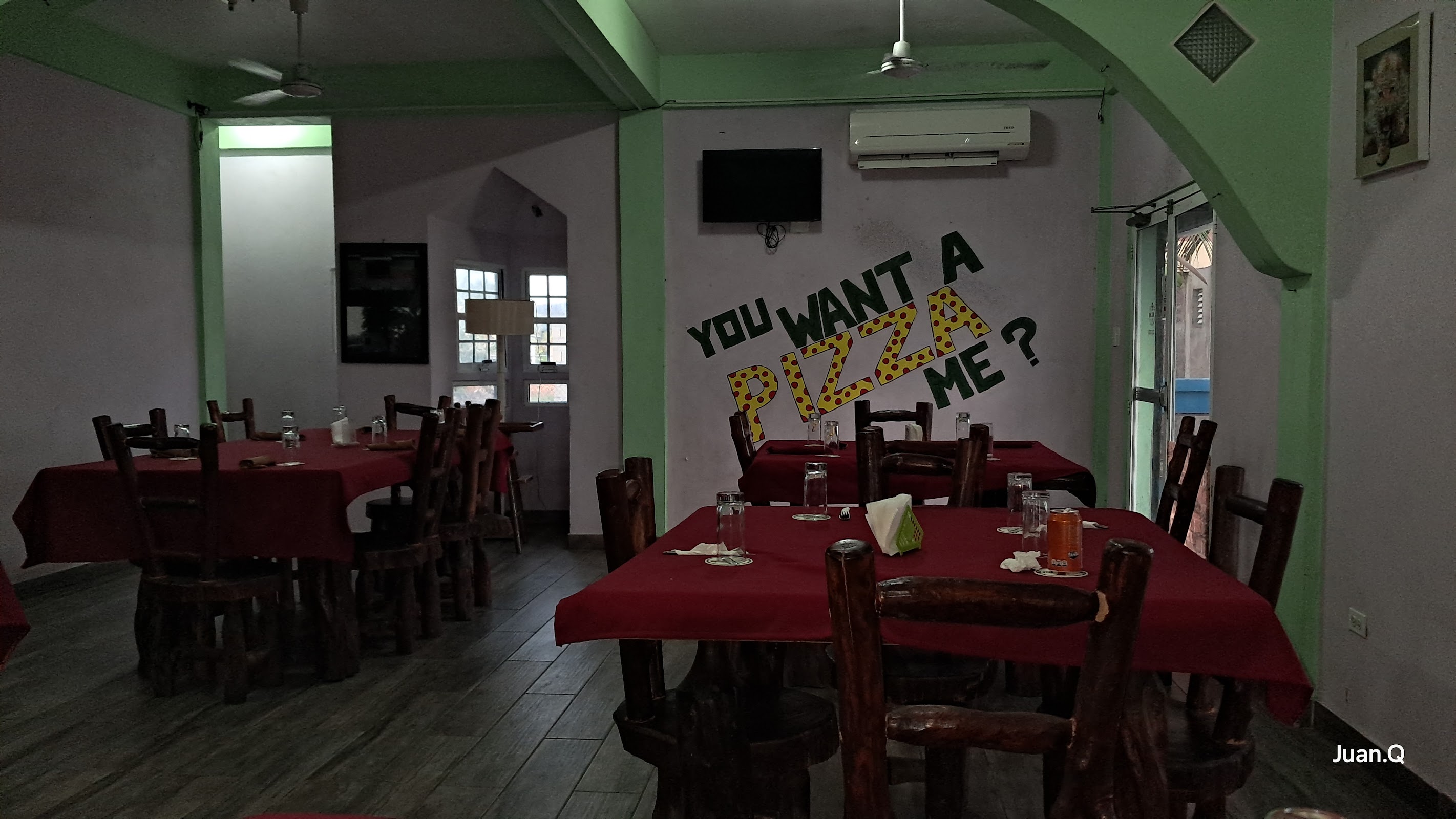 Breda O's Pizza palace photo 8