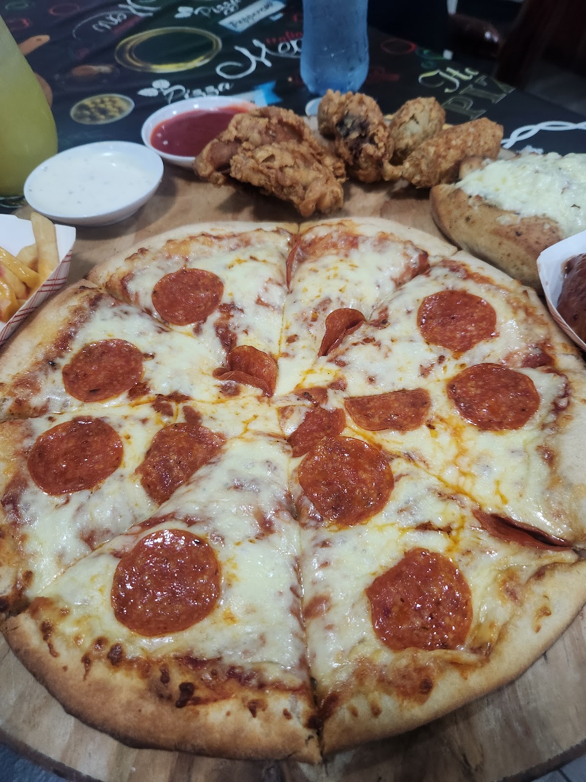 Breda O's Pizza palace photo 3