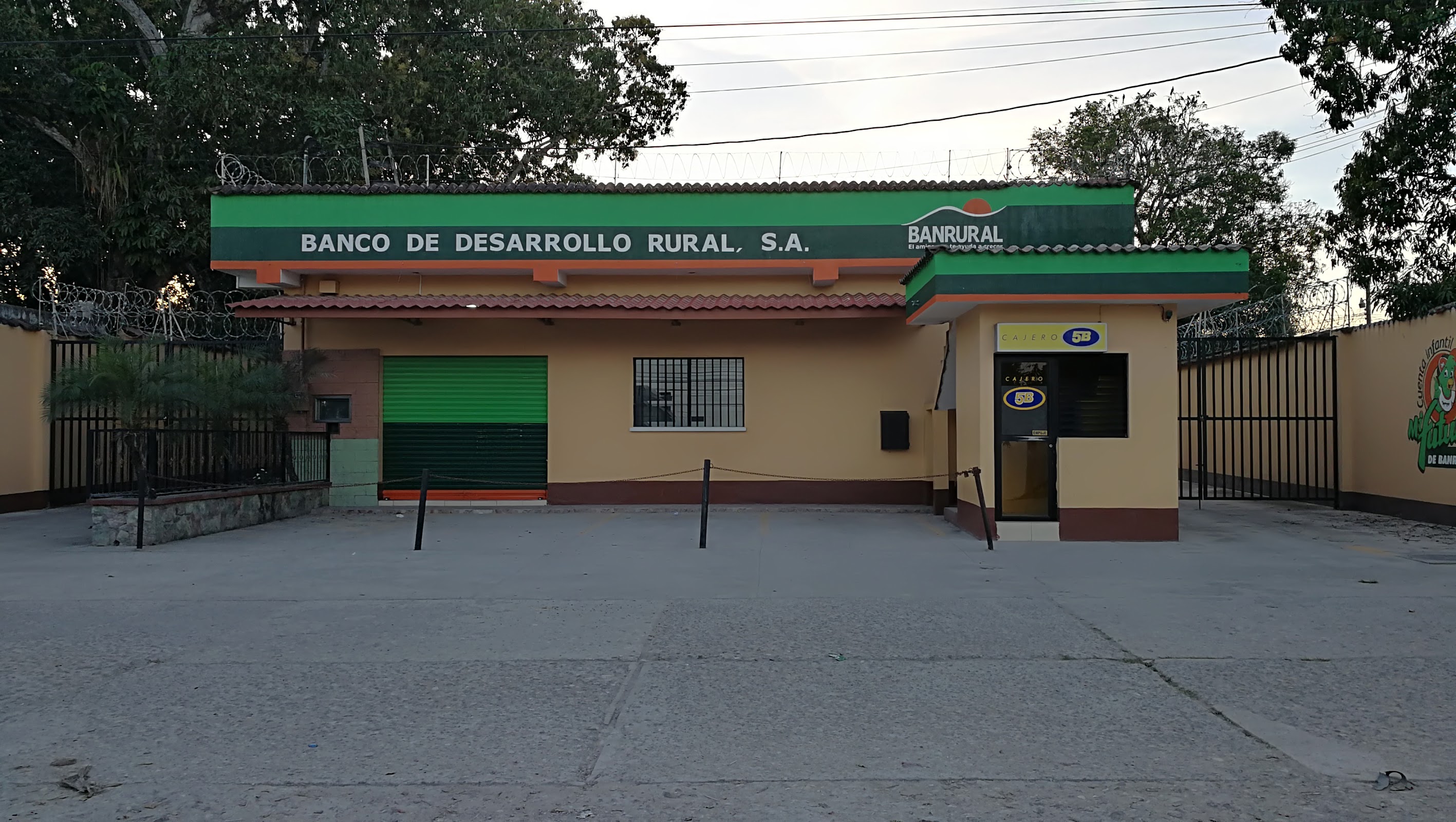 Banrural photo 2