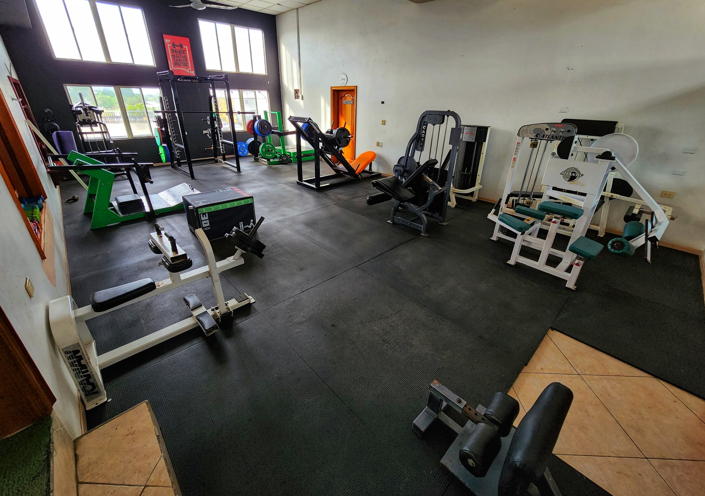Muscle Hut Fitness Club photo 5