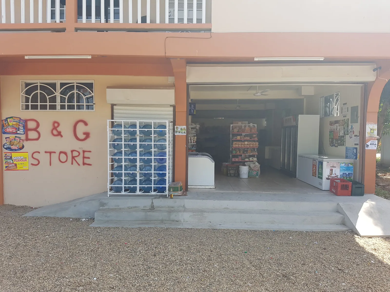 B & G Store