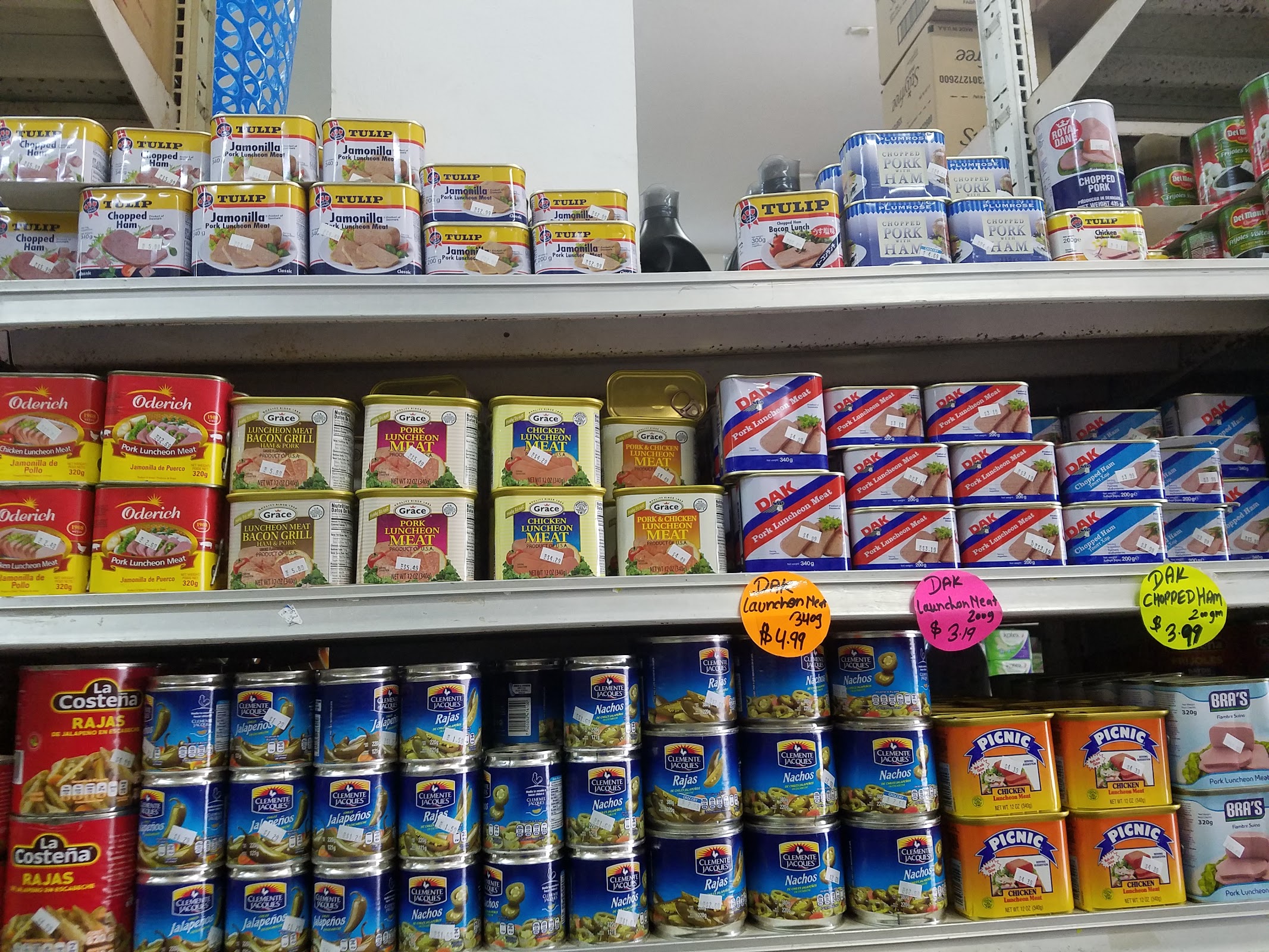 Sai Bodega Supermarket 32 6 street photo 6