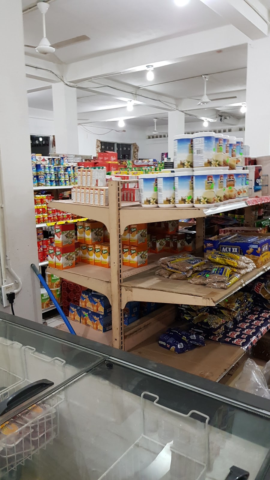Zhen's Supermarket photo 2