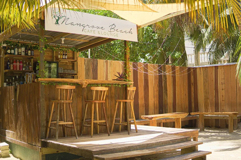 Mangrove Beach Cafe & Lounge