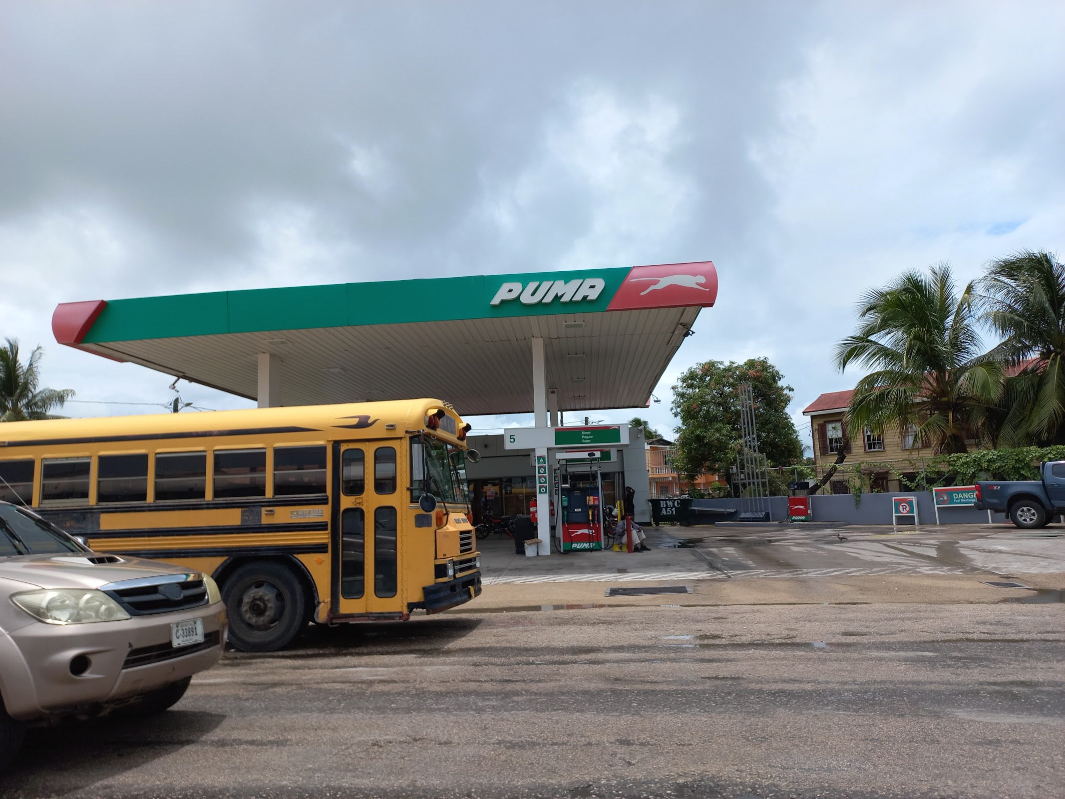 Puma Gas Station