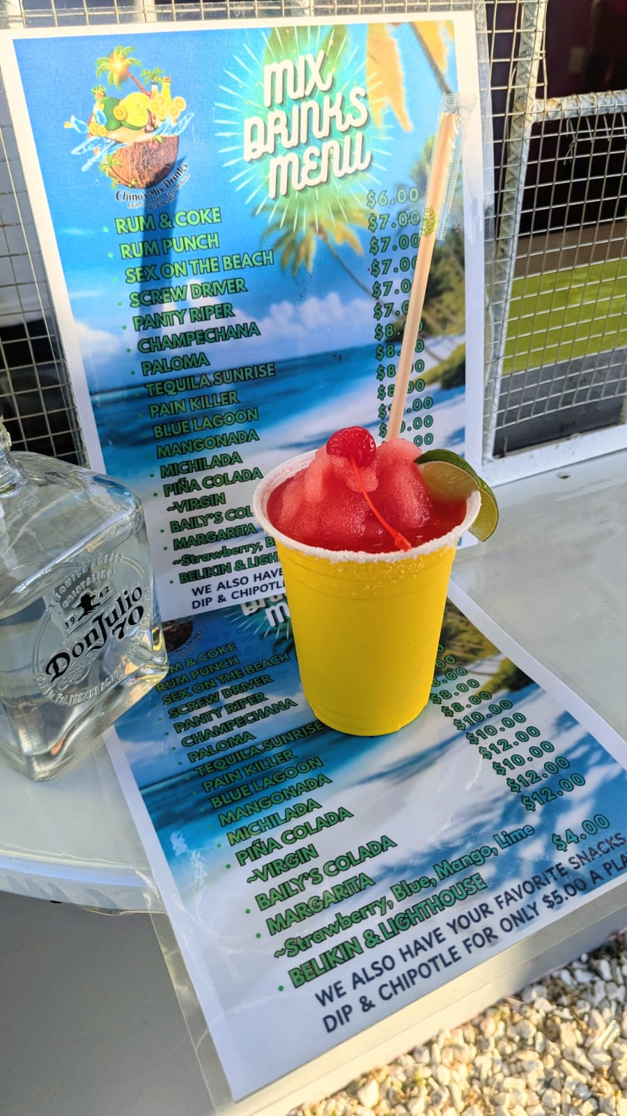 Chino's Mix Drinks photo 4