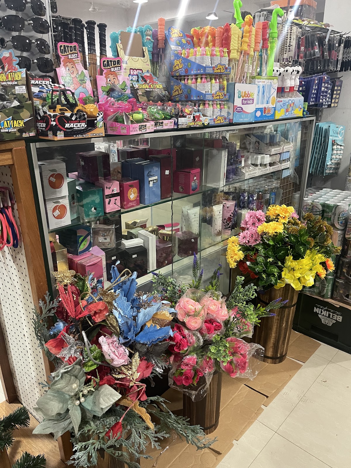 Huang Mart photo 2