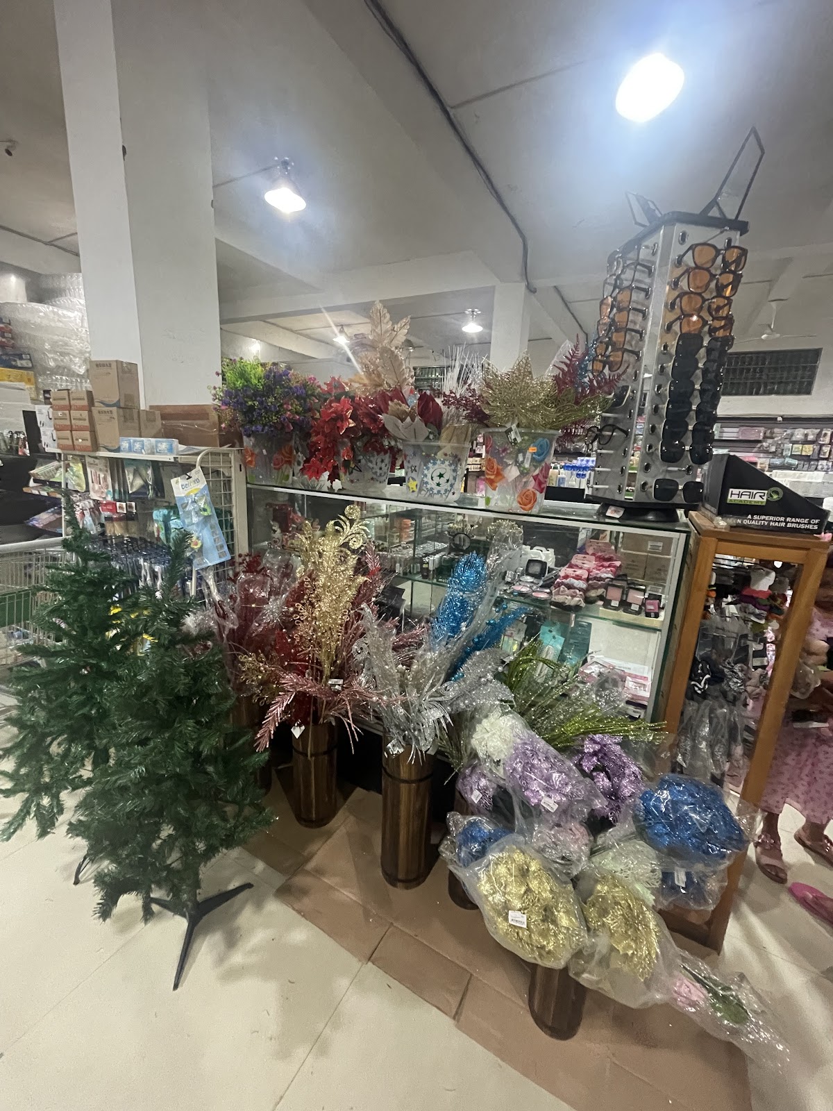Huang Mart photo 8