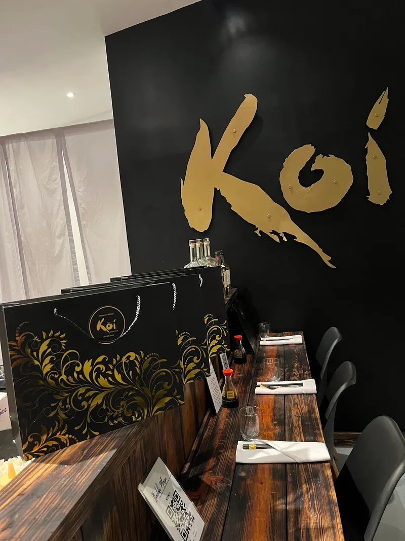 Koi sushi -placencia-