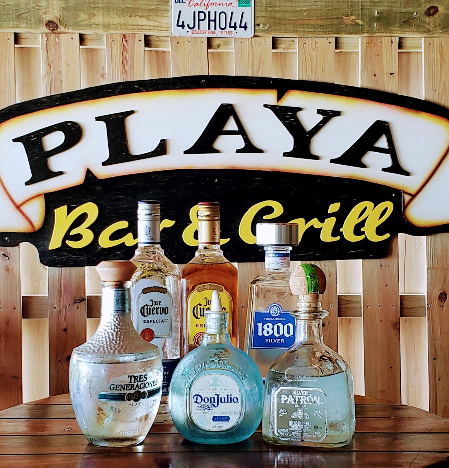 Playa Bar & Grill photo 4