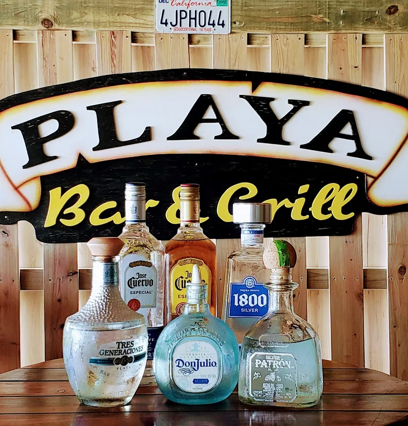 Playa Bar & Grill photo 4