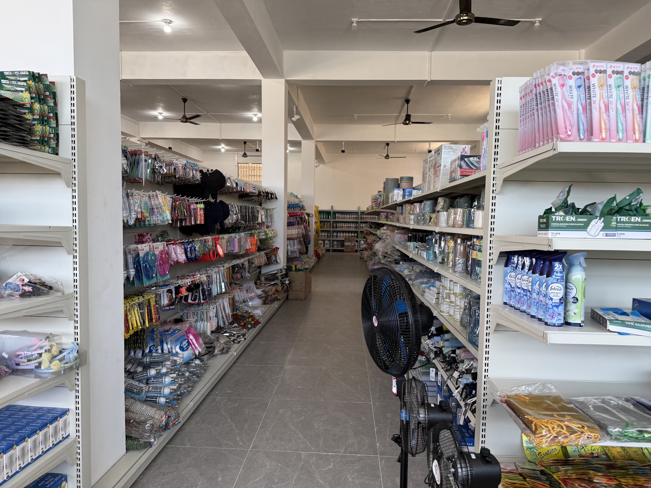 1901 Supermarket photo 4