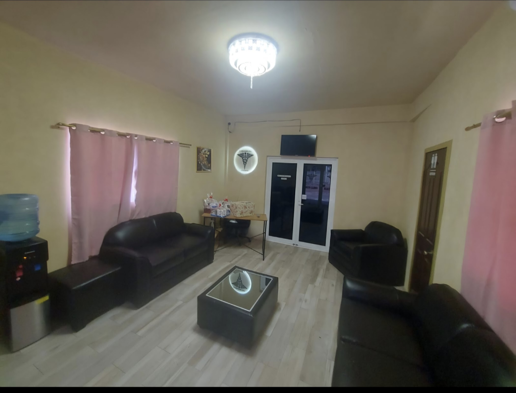 Dr. Peña Health Clinic photo 5