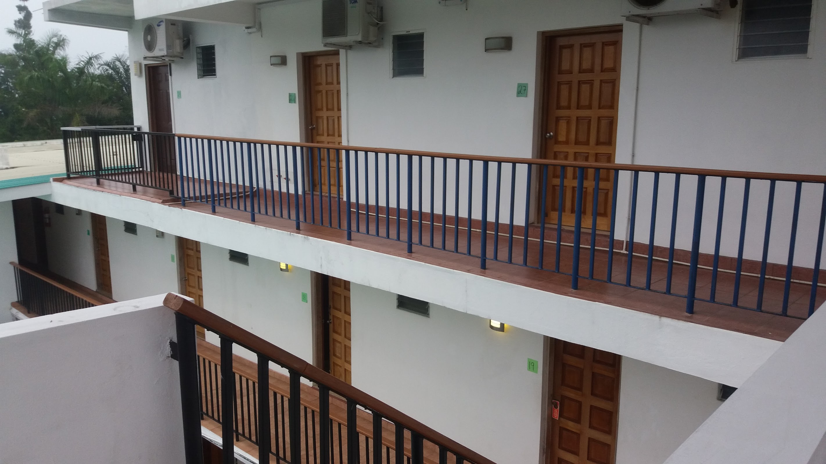 Bull Frog Inn, Hotel and Restaurant photo 5