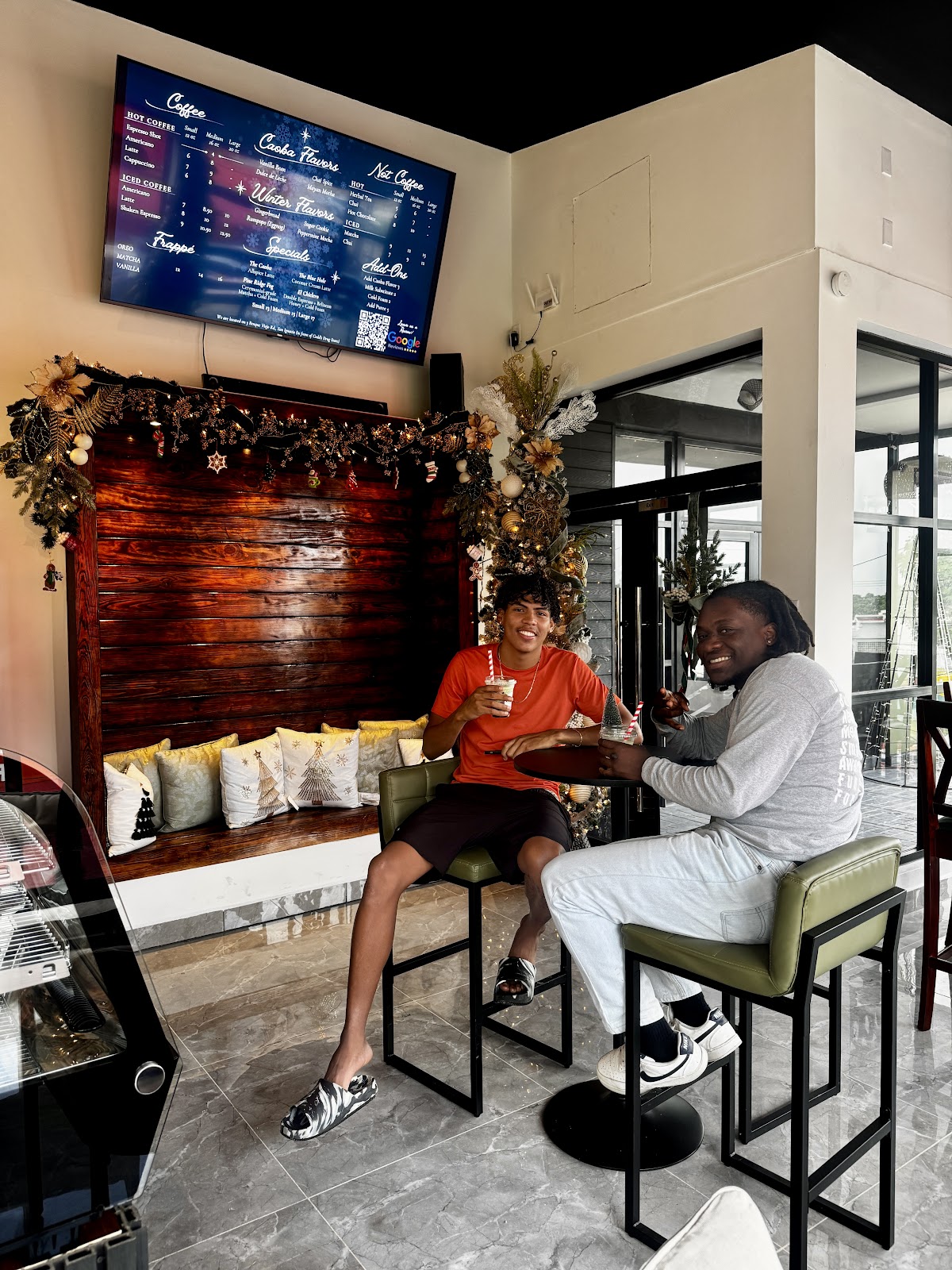 Caoba Café & Bistro