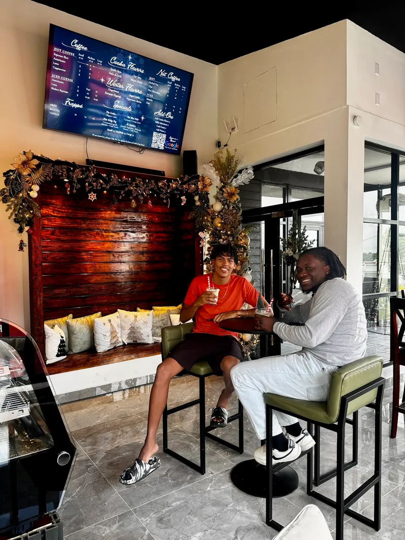 Caoba Café & Bistro