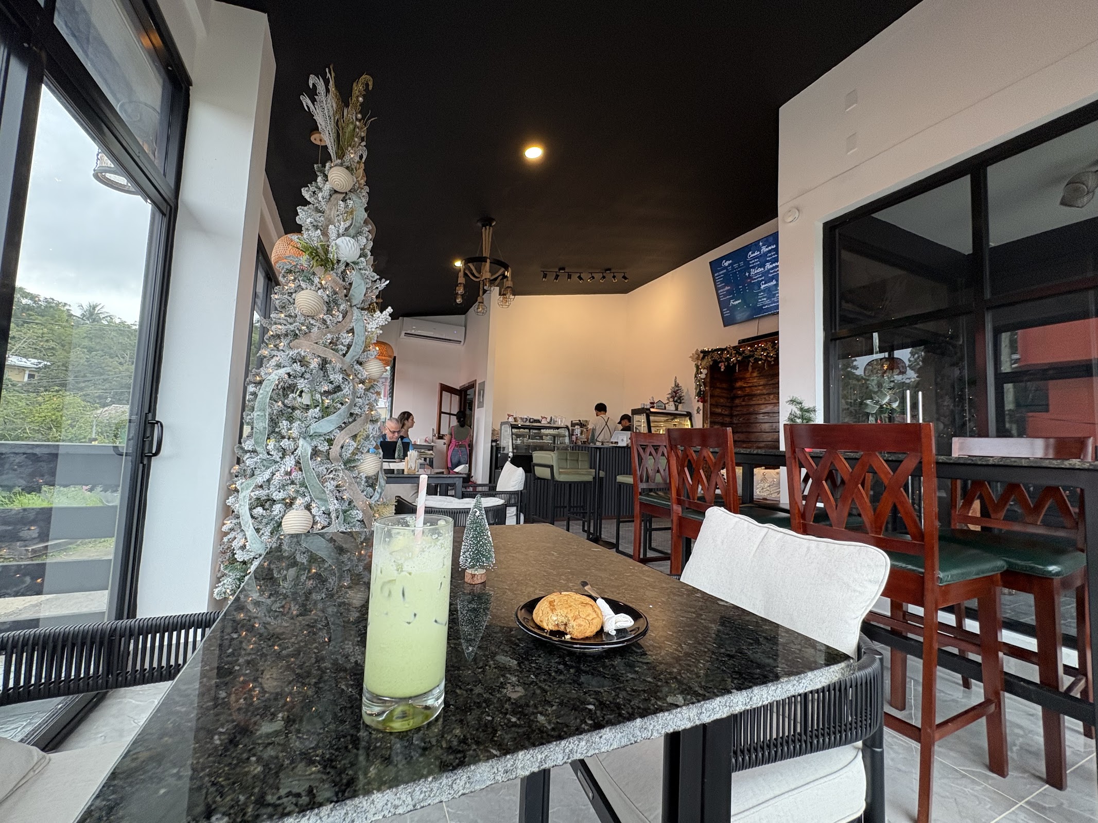 Caoba Café & Bistro photo 8