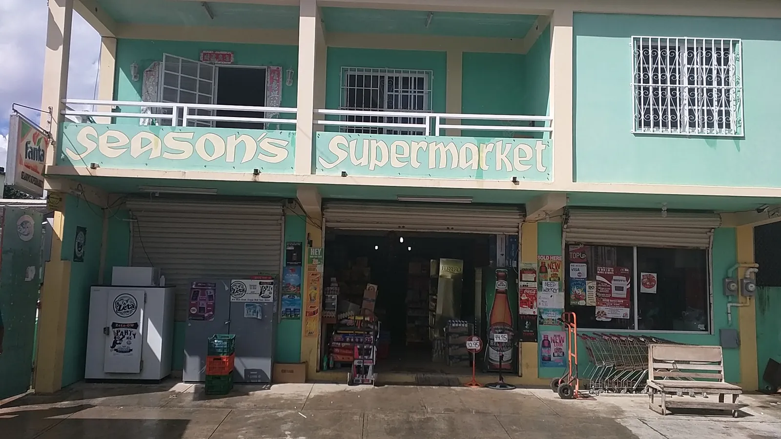 Season Supermarket