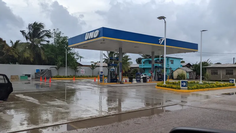UNO Gas Station - Seine Bight