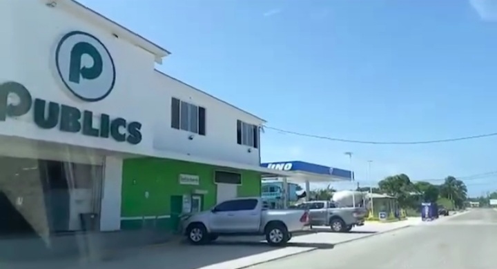 UNO Gas Station - Seine Bight photo 2