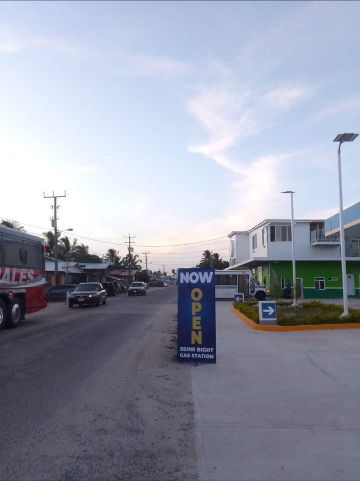 UNO Gas Station - Seine Bight photo 7
