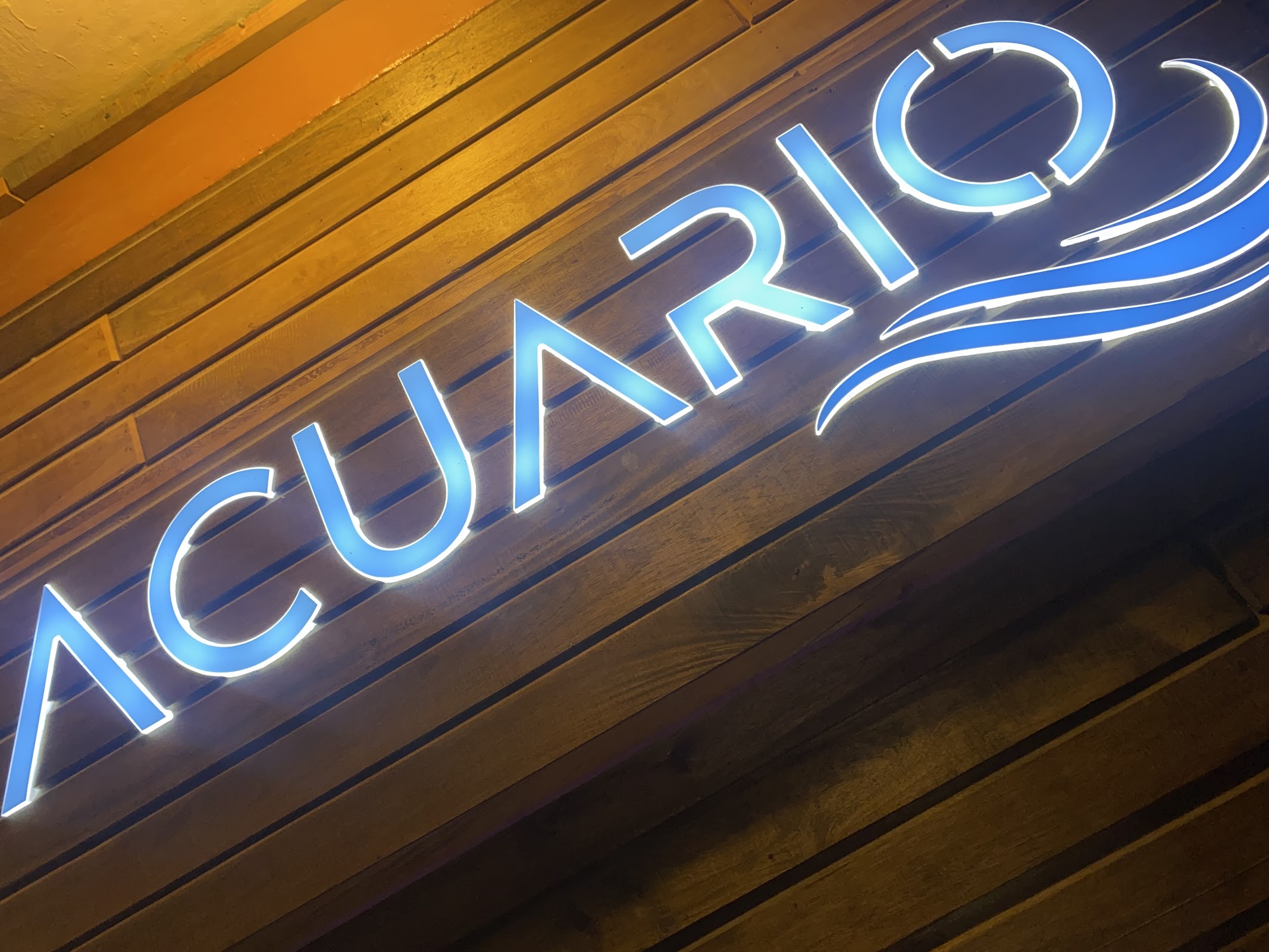 Acuario Restaurant & Lounge photo 2