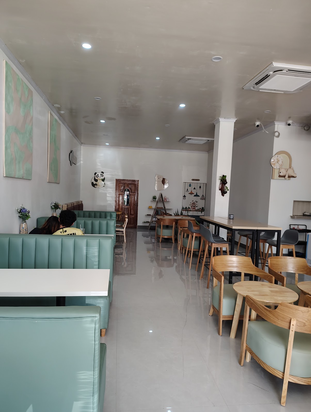 May's Cafe photo 3