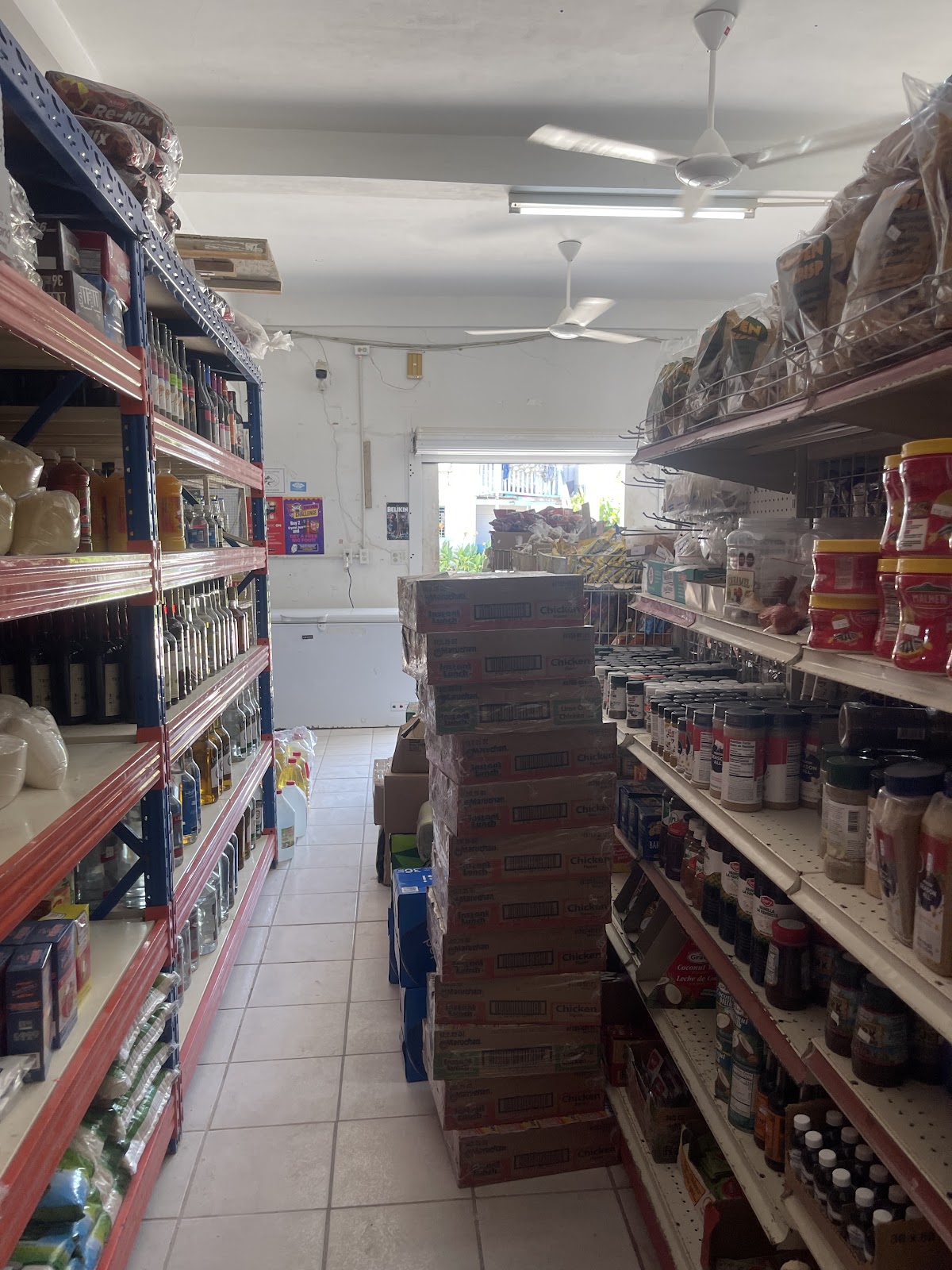 Bahia Grocery Store photo 4