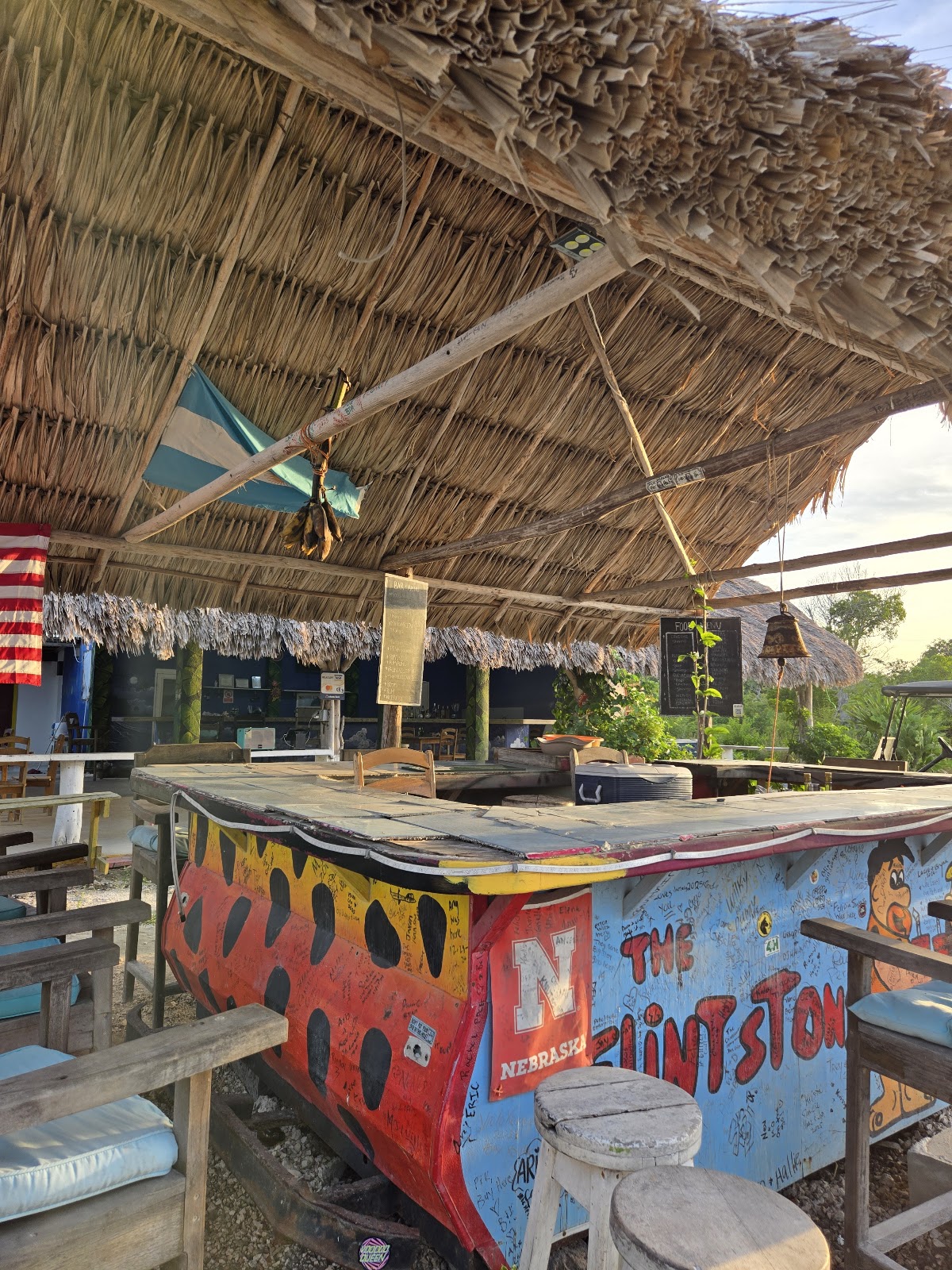 Roadkill Bar Secret Beach photo 5