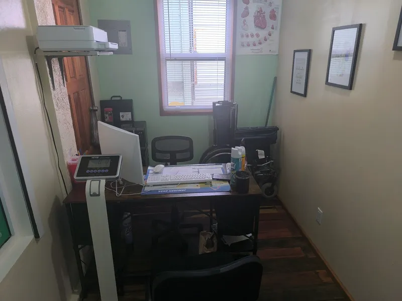 Dr. D's Clinic photo 3