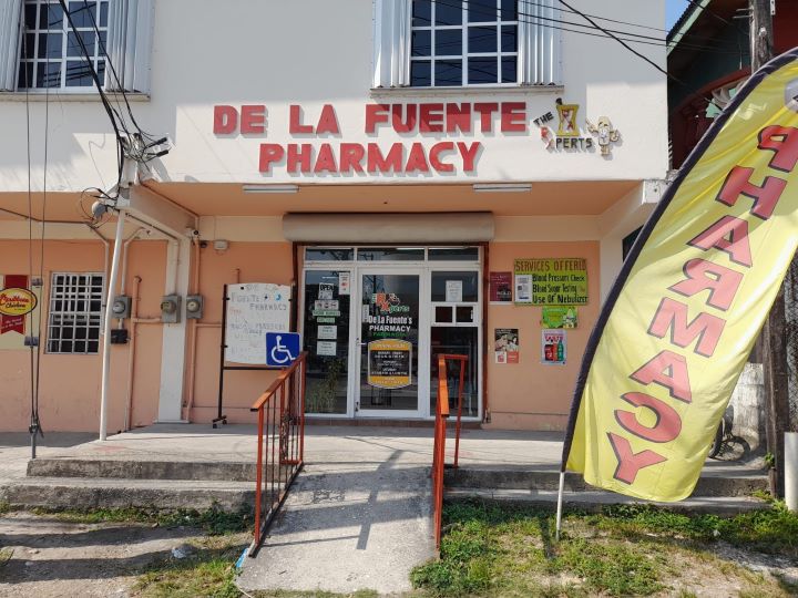 De la Fuente's Pharmacy photo 3
