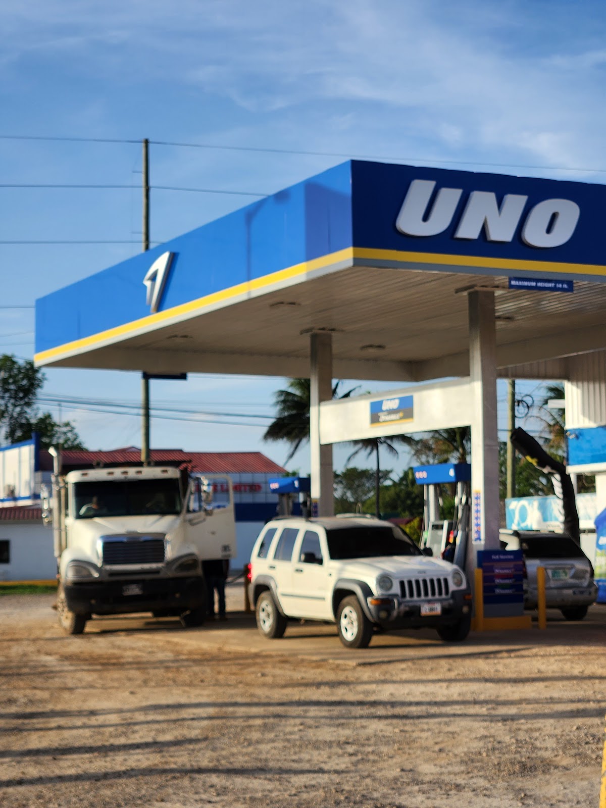 Paochen Uno Service Station photo 5