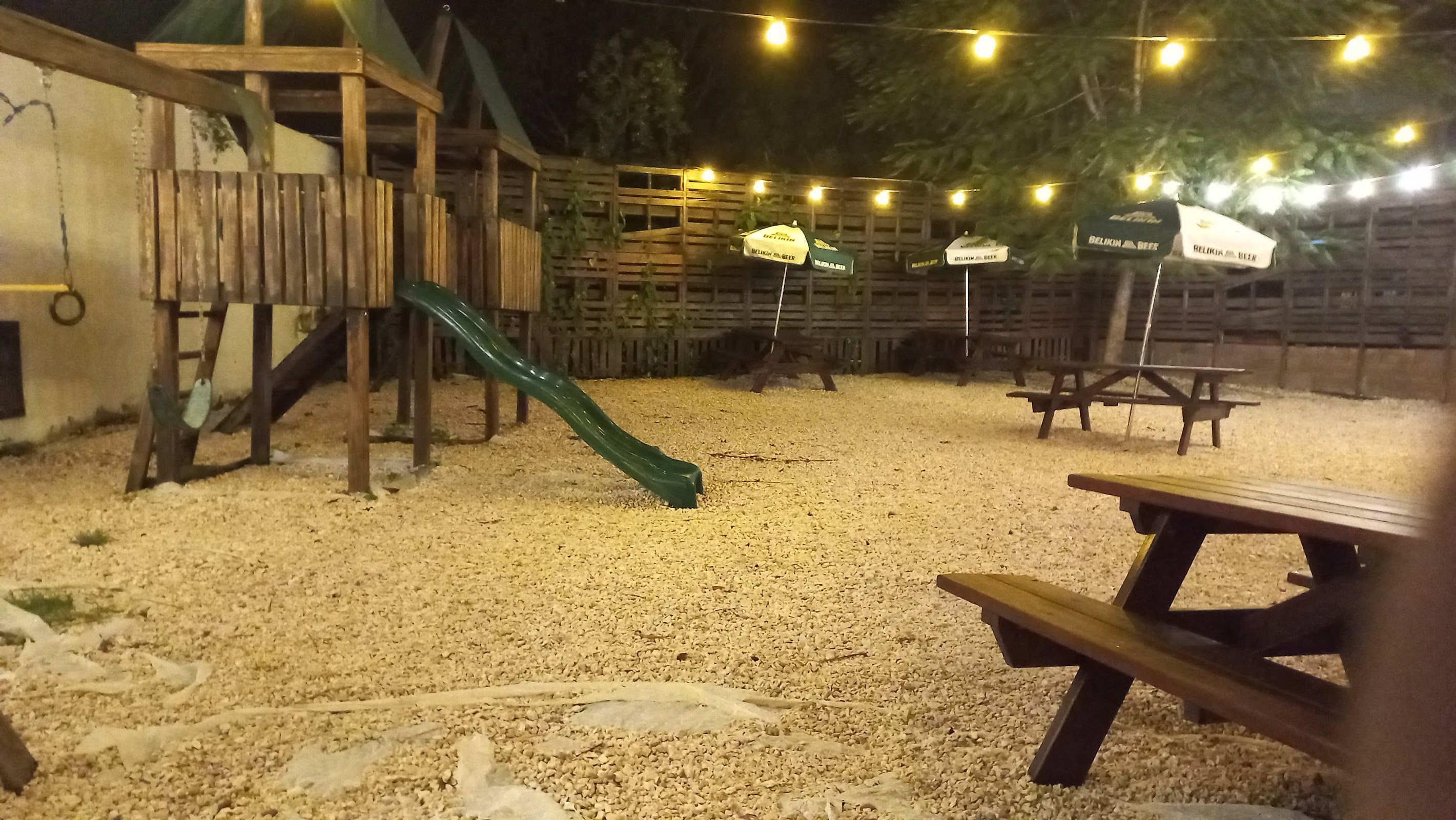 Chill Out Restaurant & Bar photo 4