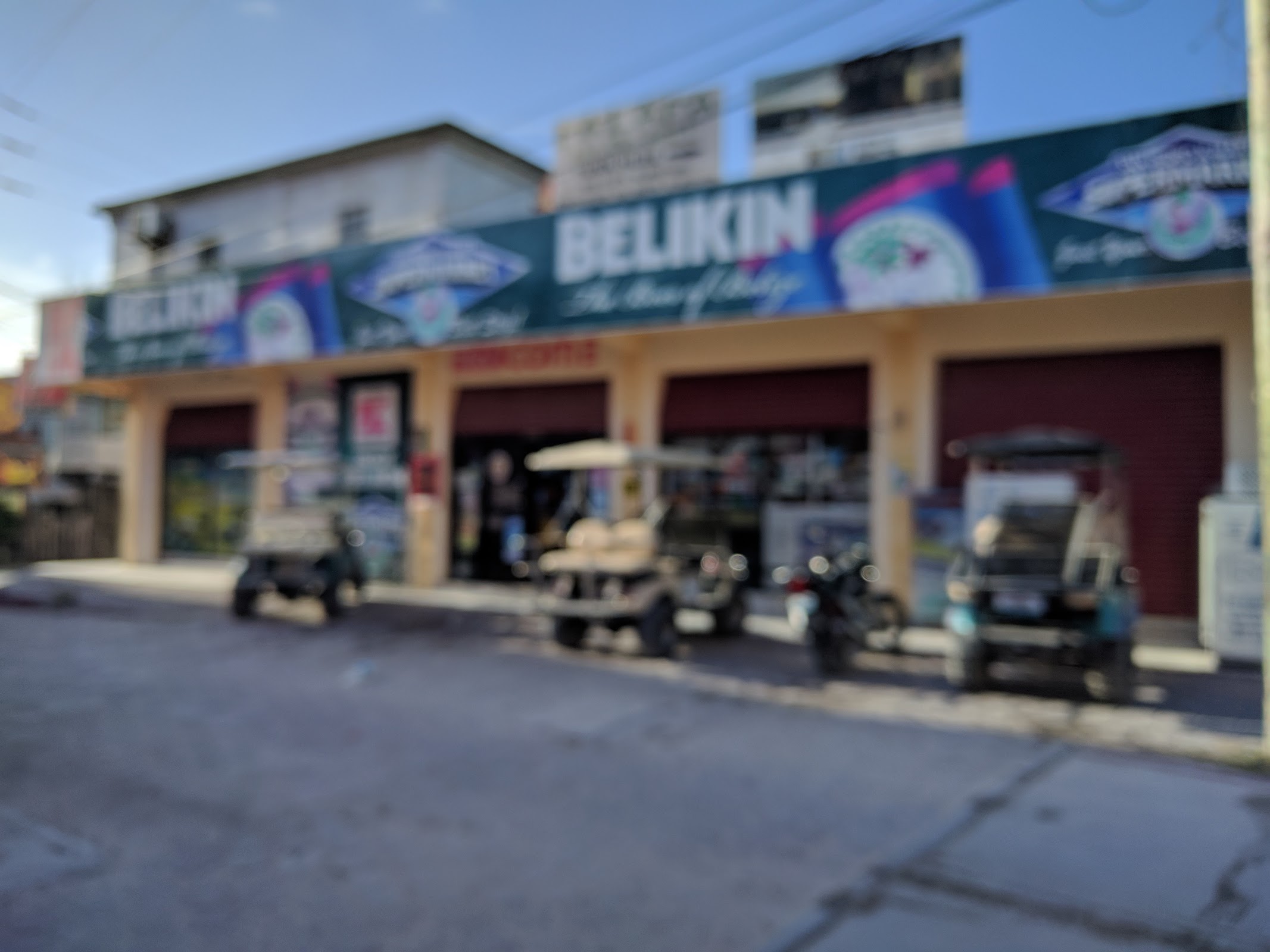 Caye Mart photo 7